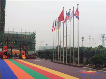 学校旗杆.jpg